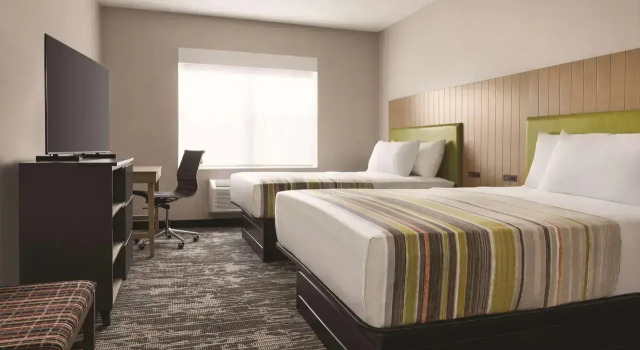 Четырёхместный номер Standard Country Inn & Suites by Radisson, Panama City, FL