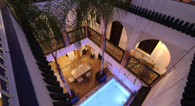 Riad 22 - L'Etoile d'Orient, Забронировать Отель Отели Марракеш-Тенсифт-Эль-Хауз с парковкой, Парковка