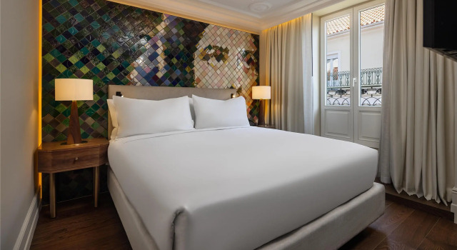 Двухместный номер Standard DUO Hotel Lisbon, Curio Collection by Hilton