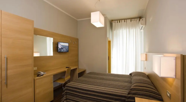 Двухместный номер Standard с балконом Duparc Hotel