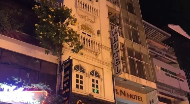 Crowne Meow Bui Vien Hotel 2, Забронировать Отель Хошимин провинция Хошимин, рядом с Ben Thanh Street Food Market