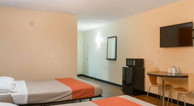 Четырёхместный номер Standard Motel 6-New Orleans, LA - Near Downtown