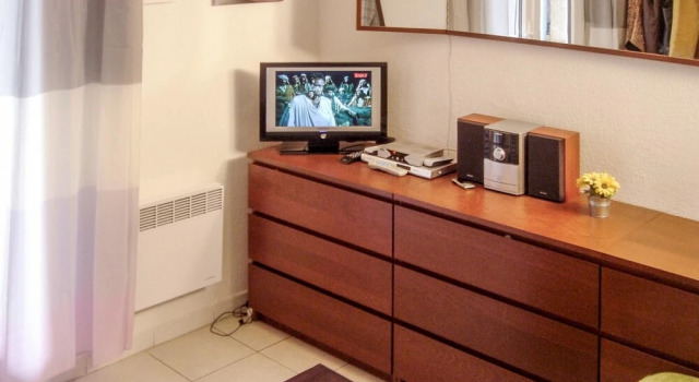 House With one Bedroom in Cogolin, With Wonderful sea View, Pool Acces, Забронировать Дом для отпуска Виллы Коголен, Вилла