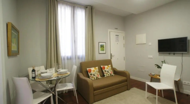 Апартаменты Apartamento al lado de Gran Via - Pink