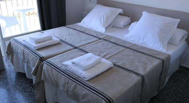 Hostal Flamingo by Nest, Book Hotel Hotels in Ibiza with a Pool, Swimming Pool