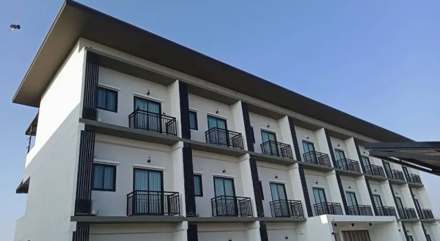 The Zen Hotel Yasothon, Varaa Hotelli Hotellit North-Eastern Thailand pysäköinnillä, Pysäköinti