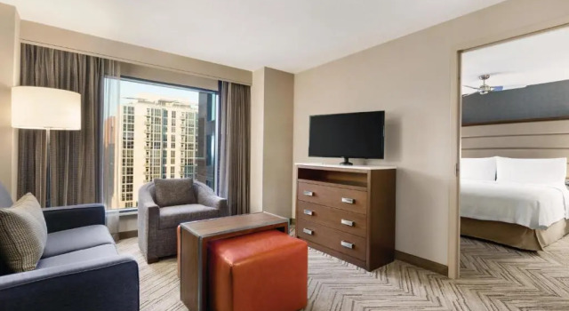 Четырёхместный люкс c 1 комнатой Homewood Suites by Hilton Washington DC Capitol-Navy Yard