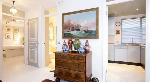 Beautiful 2bed Flat With Terrace in Battersea, Забронировать Отель Отели Лондона с парковкой, рядом с Старая Церковь в Челси, Парковка