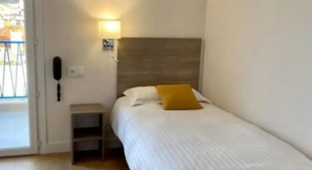 Номер Economy Hotel Courbet