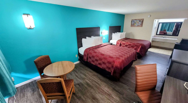 Четырёхместный номер Standard Econo Lodge Kosciusko