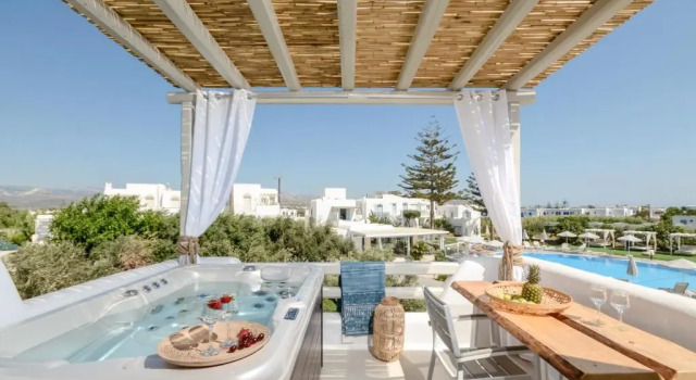 Люкс Naxos Nature Suites