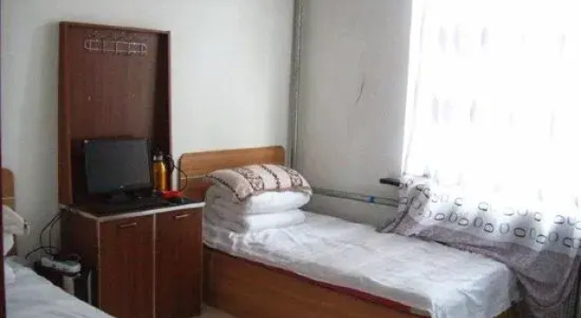 Zalantun Chaihe Yueliangyuan Inn, Book Hotel Hulunbuir Inner Mongolia