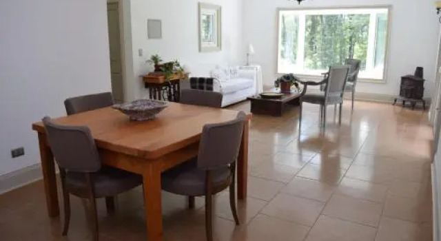 La Caverna, Rezervovat Hotel Hotely v Araucanía s parkováním, Parkování