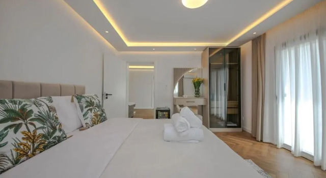 Номер Royal с балконом и с видом на озеро Murati Lake View Hotel