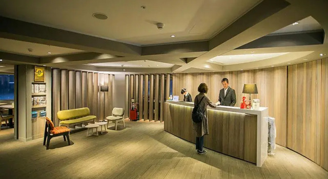 Кровать в общем номере Royal Inn Taipei Linsen - Huashan 1914 Creative Park