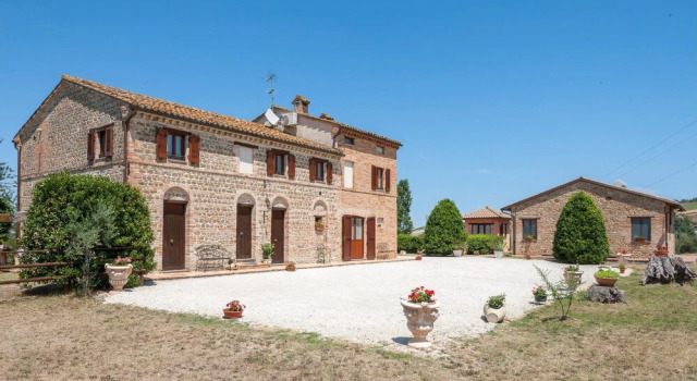 Awesome Home in Tolentino With 6 Bedrooms, Wifi and Outdoor Swimming Pool, Rezervovat Hotel Tolentino 