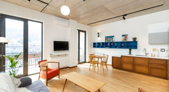 Апартаменты Modern 1BR apt w spacious balcony & a bathtub