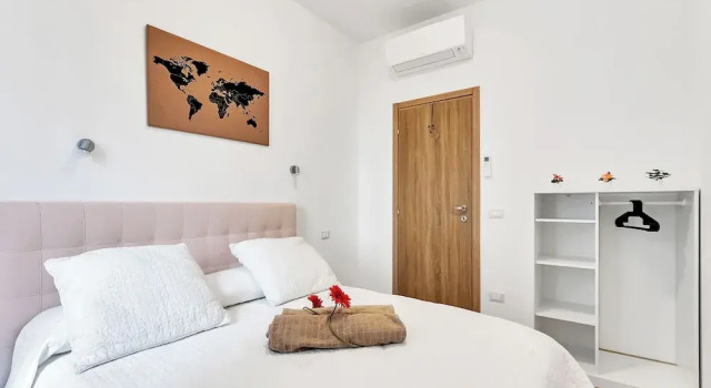 Alessias Flat- Borgo Palazzo, Забронировать Апартаменты/квартира Отели Бергамо с парковкой, рядом с Стадион «Атлети Адзурри д’Италия», Парковка