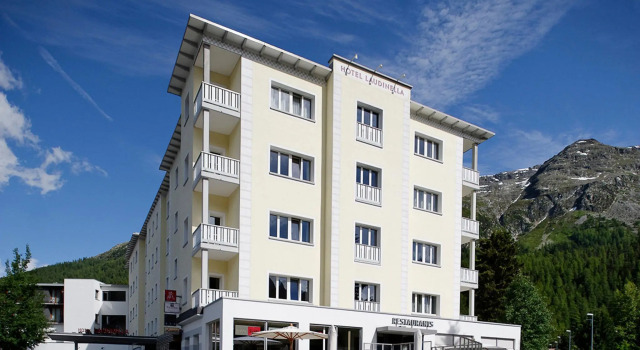 Hotel Laudinella, Rezervați Hotel St. Moritz 