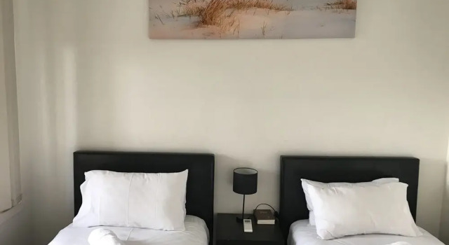Апартаменты Tasha's Apartments on Kerry