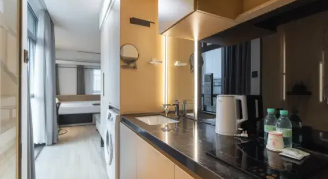 Люкс CJIA Apartment (Shanghai Changzhong Road Subway Station)