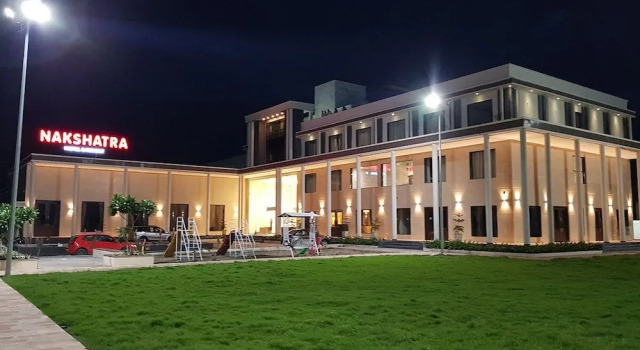 Nakshatra Hotel & Resort, Забронировать Курортный отель Отели штата Махараштры 3 звезды, 3*