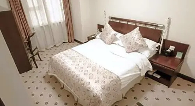 Двухместный номер Business Shanghai Charms Hotel