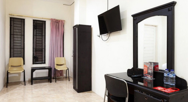Hotel Nidia Nugraha by RedDoorz, Rezervovat Hotel Hotely v Medan s parkováním, Parkování
