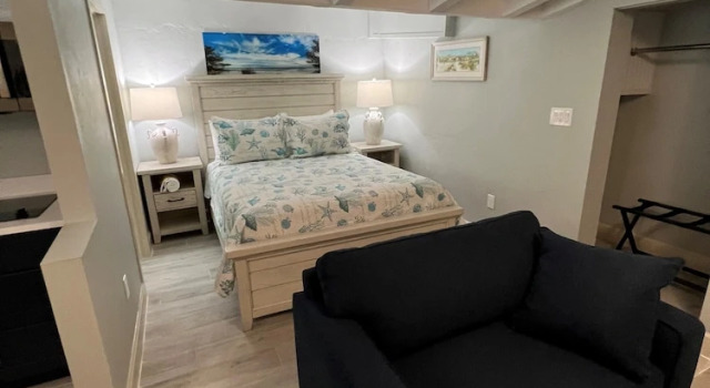 Люкс Deluxe Tarpon Tale Inn