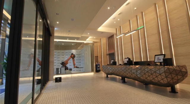 Kloud Hotel