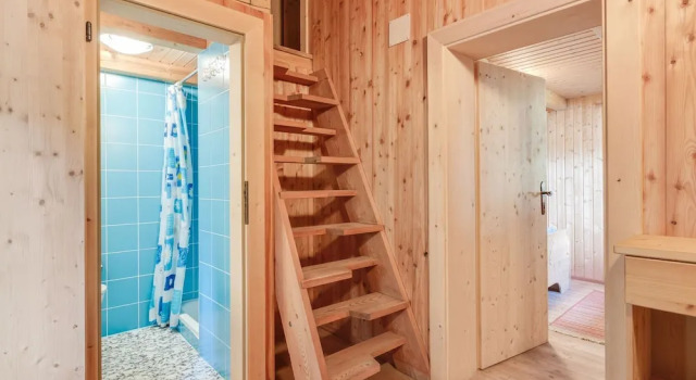 Lovely Chalet in Matrei in Osttirol With Mountain View, Rezerwuj Chalet Hotele w Tyrol z parkingiem, Parking