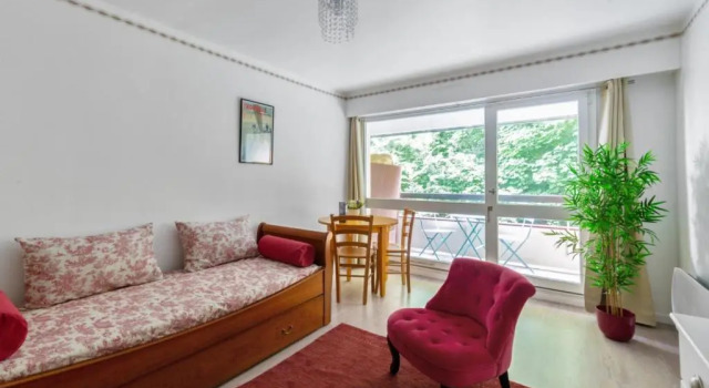 Charming studio w balcony near Roches Noires beach in Trouville - Welkeys