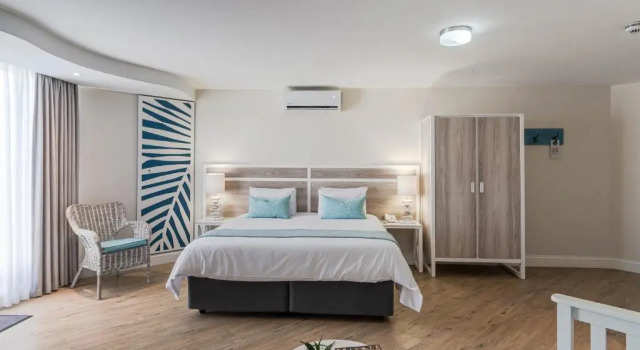 Трёхместный номер Deluxe Bayview Hotel