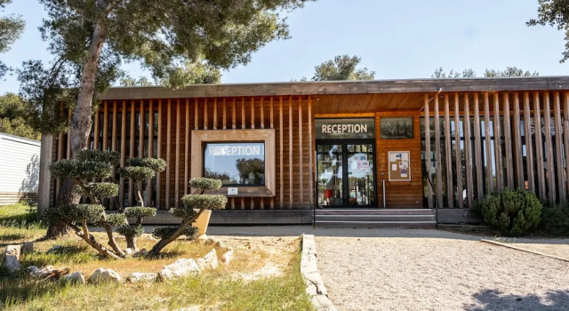 Camping de l'Arquet Cote Bleue, Réserver Camping Martigues Étang de Berre