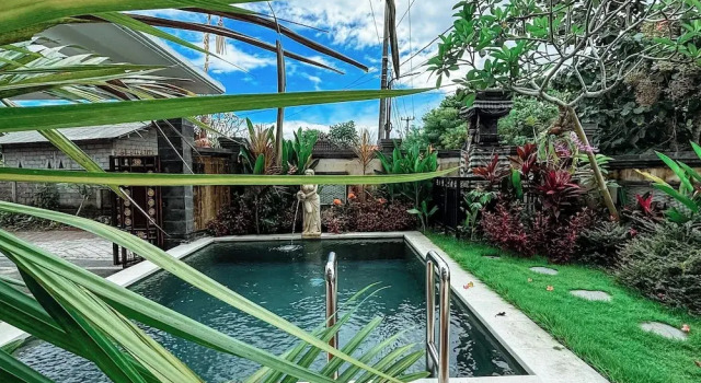 Номер Deluxe с видом на бассейн The Wahyu Villa Uluwatu