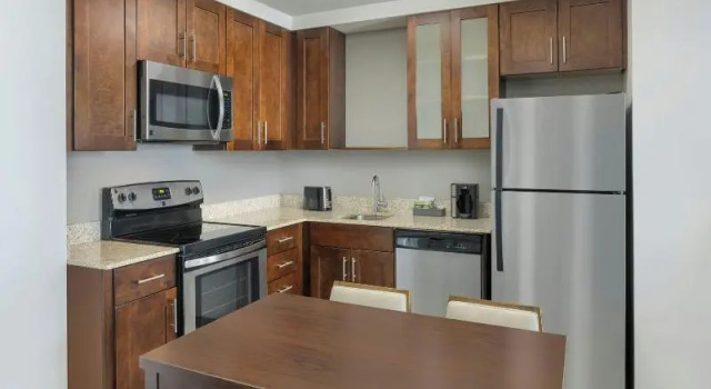 Четырёхместный люкс Residence Inn by Marriott Orlando Downtown