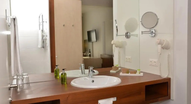 Двухместный номер Superior Hotel Spirodom