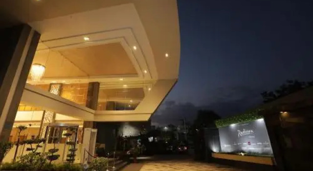 Radisson Udaipur, Забронировать Отель Отели штата Раджастхана 4 звезды, 4*