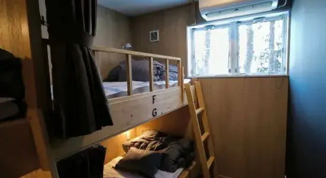 Кровать в общем номере (женский номер) A Lucky Hostel