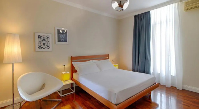 Апартаменты с видом на озеро THE ROOMS - Serviced Apartments Tirana