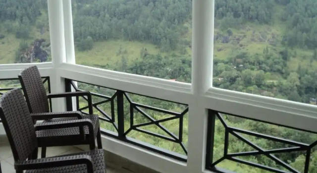 Halcyon Holiday Bungalow, Забронировать Вилла Коттеджи округа Бадулла - Ува (Карандаголла), Коттедж