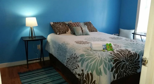 Oyo Bed and Breakfast, Забронировать Отель Бруклин Нью-Йоркская агломерация, рядом с First AME Zion Church