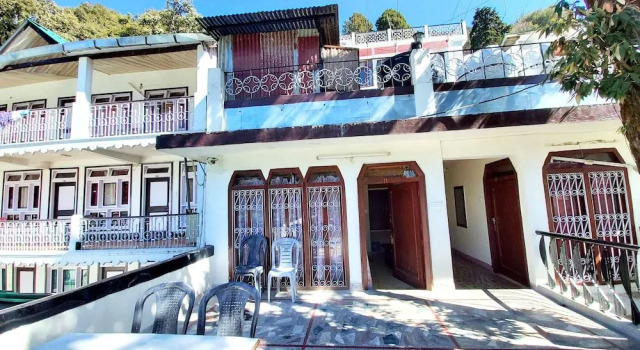 Goroomgo GP Mall Road Nainital