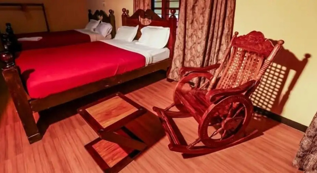 Chandragiri Bungalow, Забронировать Отель Отели штата Кералы с парковкой, Парковка