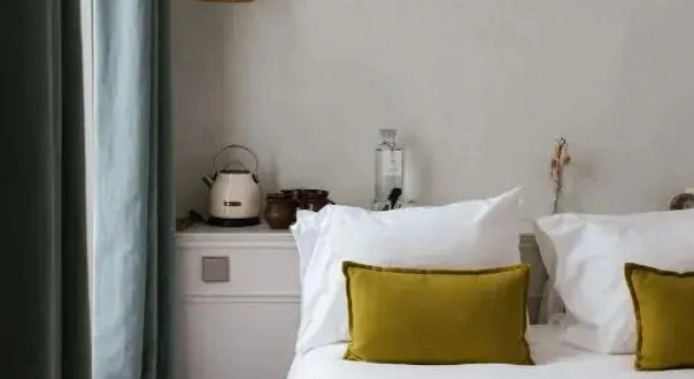 Номер Superior HOY Paris - Yoga Hotel