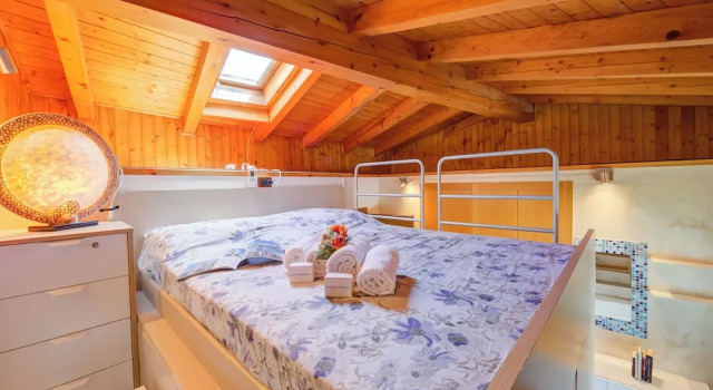 Апартаменты Casa Gio Few Minutes From the Lake