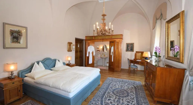Двухместный номер Superior с видом на реку Hotel Schloss Dürnstein