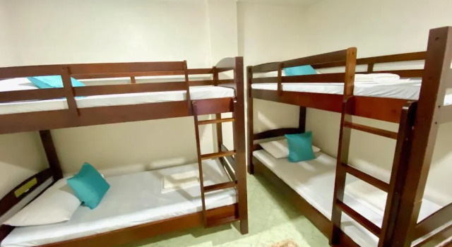 RQS Hostel, Rezerwuj Hostel Hotele w Tacloban ze śniadaniem, Śniadanie