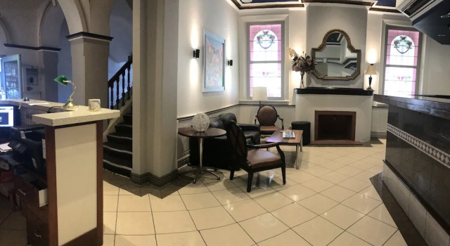 The Astra Hotel, Đặt Khách sạn Broken Hill New South Wales