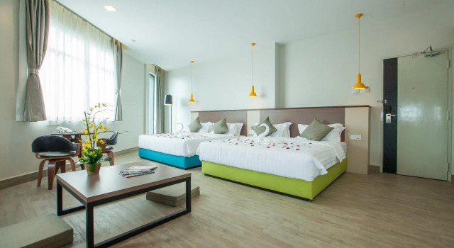 Люкс Family Bzz Hotel Skudai